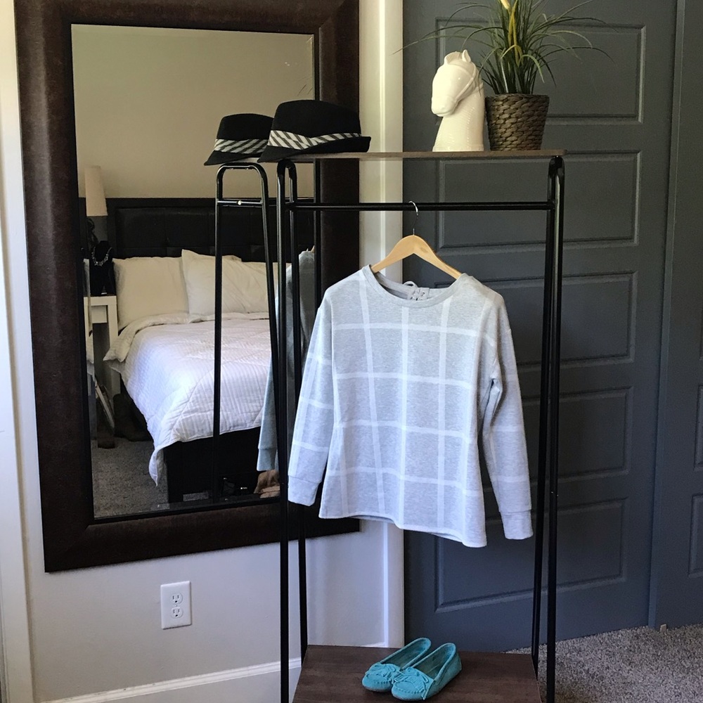 Liz Claiborne long sleeve top,  NWOT Sz Small